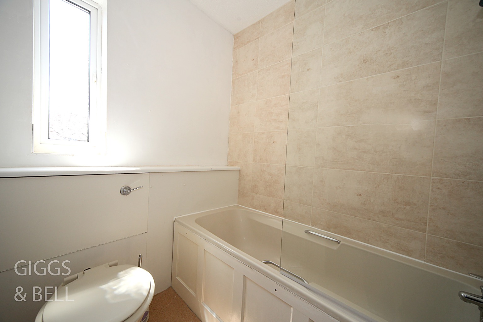 2 bed semi-detached house for sale in Rushall Green, Luton  - Property Image 15