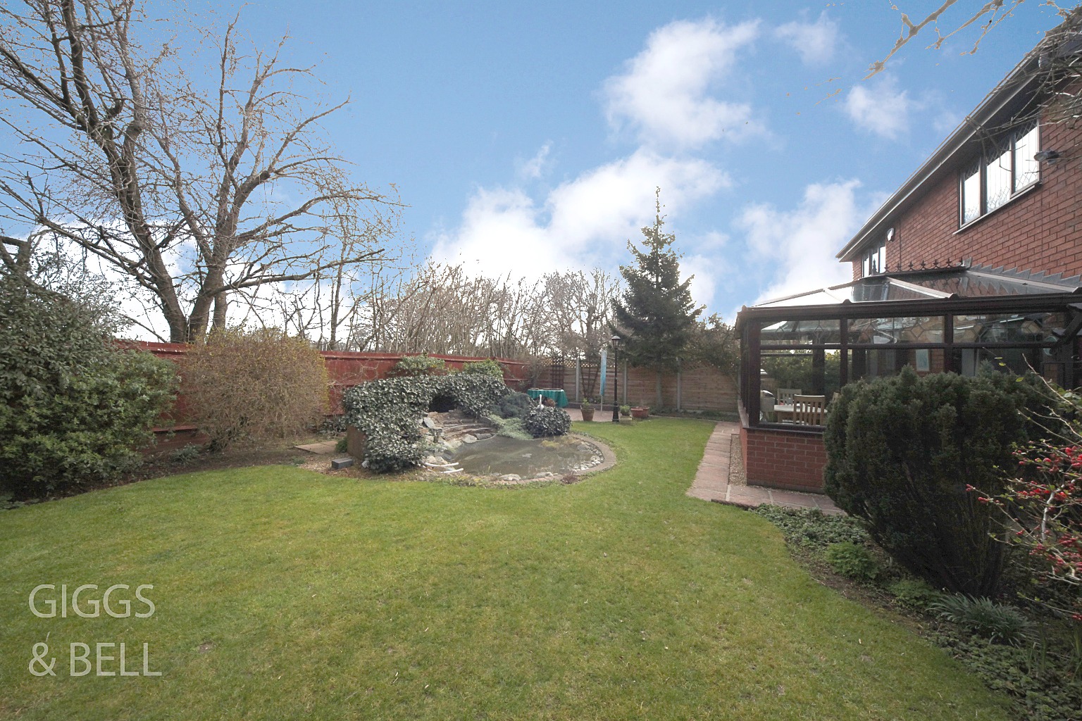 4 bed detached house for sale in Copthorne 21