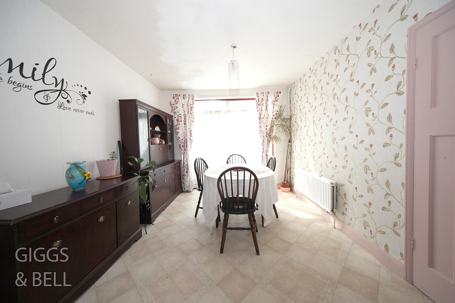3 bed terraced house for sale in Chester Avenue 7