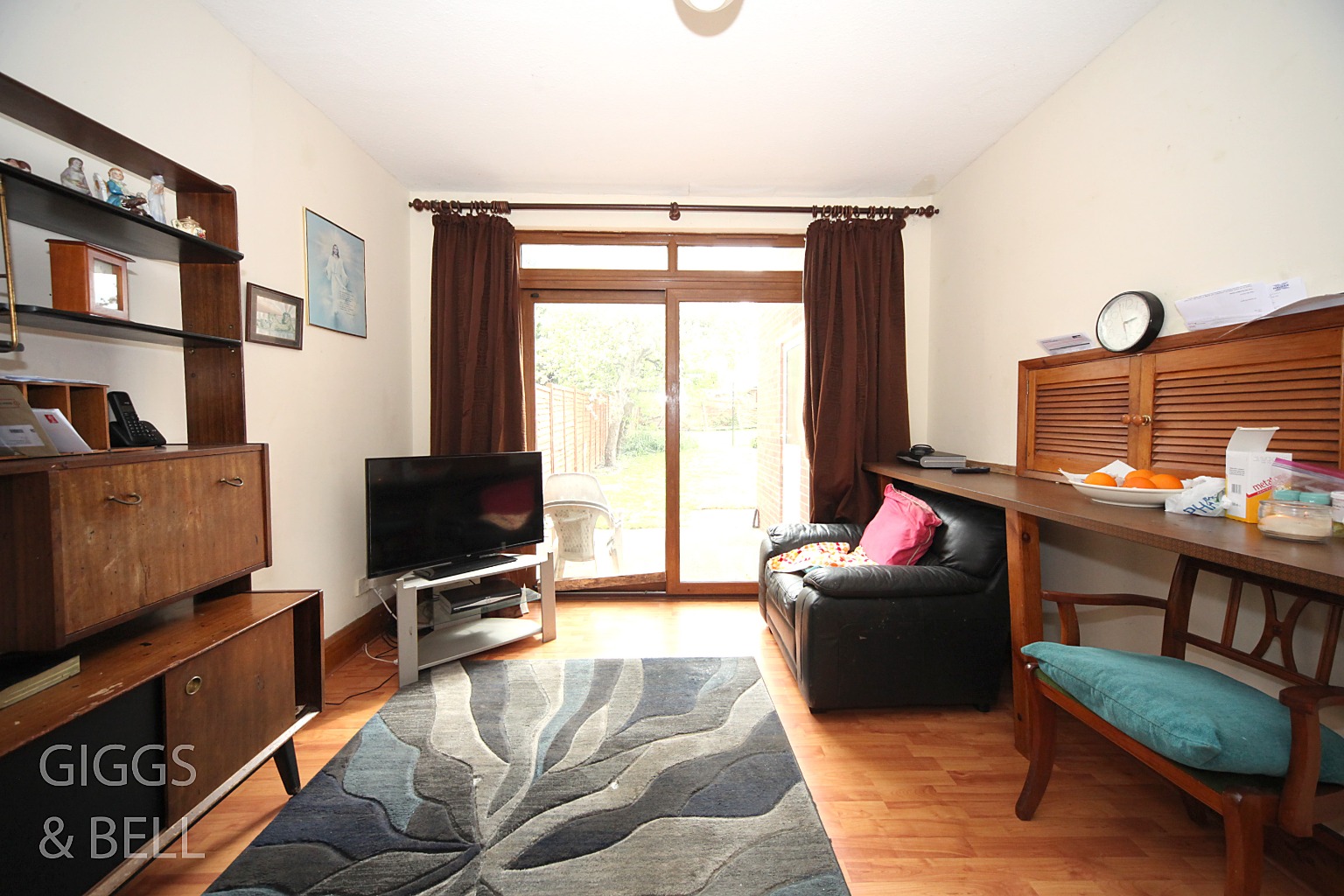 3 bed semi-detached house for sale in St Ethelbert Avenue, Luton 5