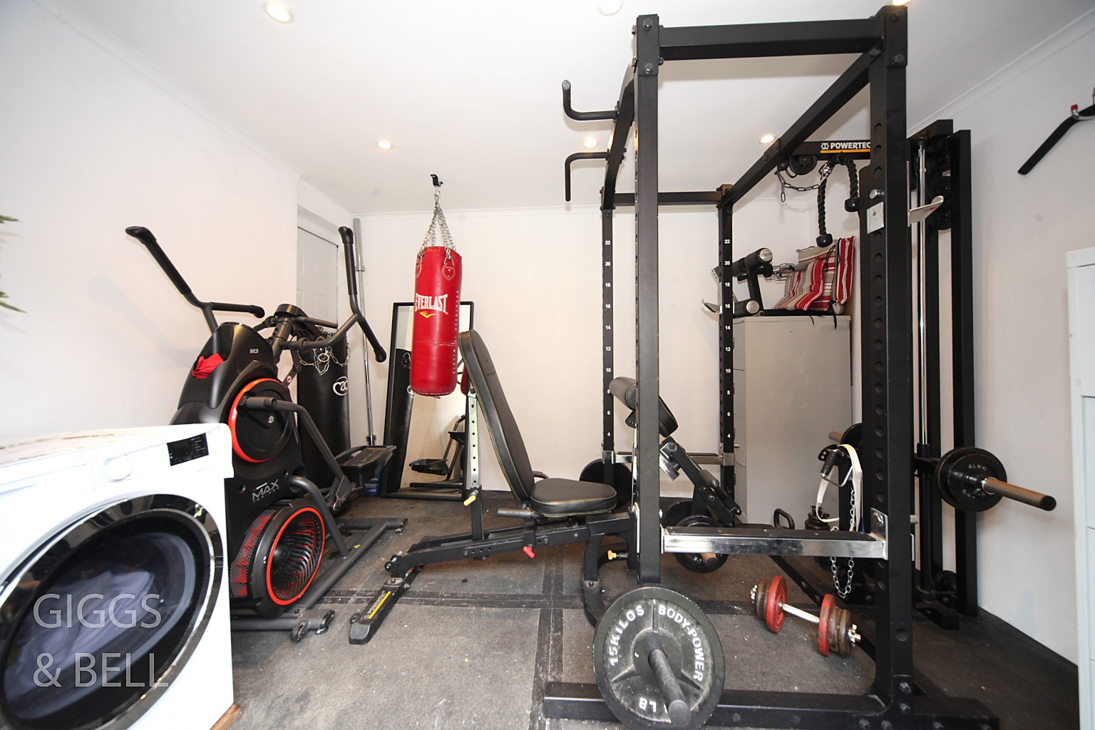 2 bed terraced house for sale in Guardian Way, Luton  - Property Image 16