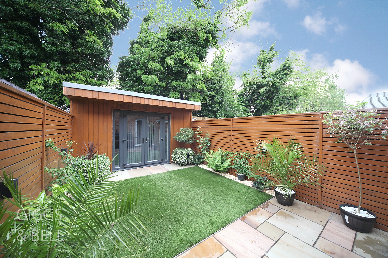 2 bed terraced house for sale in Guardian Way, Luton  - Property Image 18