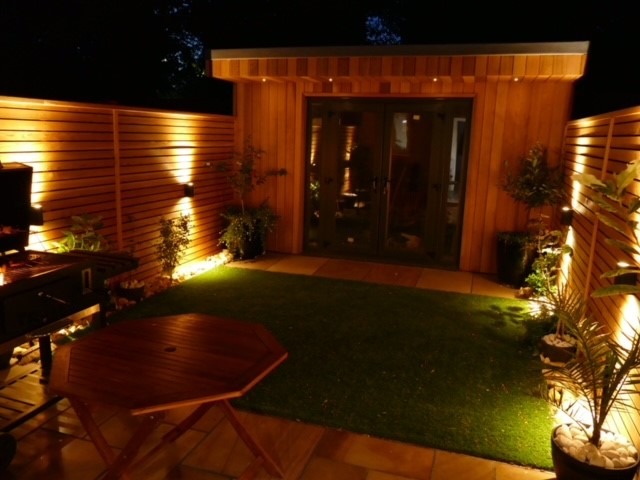 2 bed terraced house for sale in Guardian Way, Luton  - Property Image 21