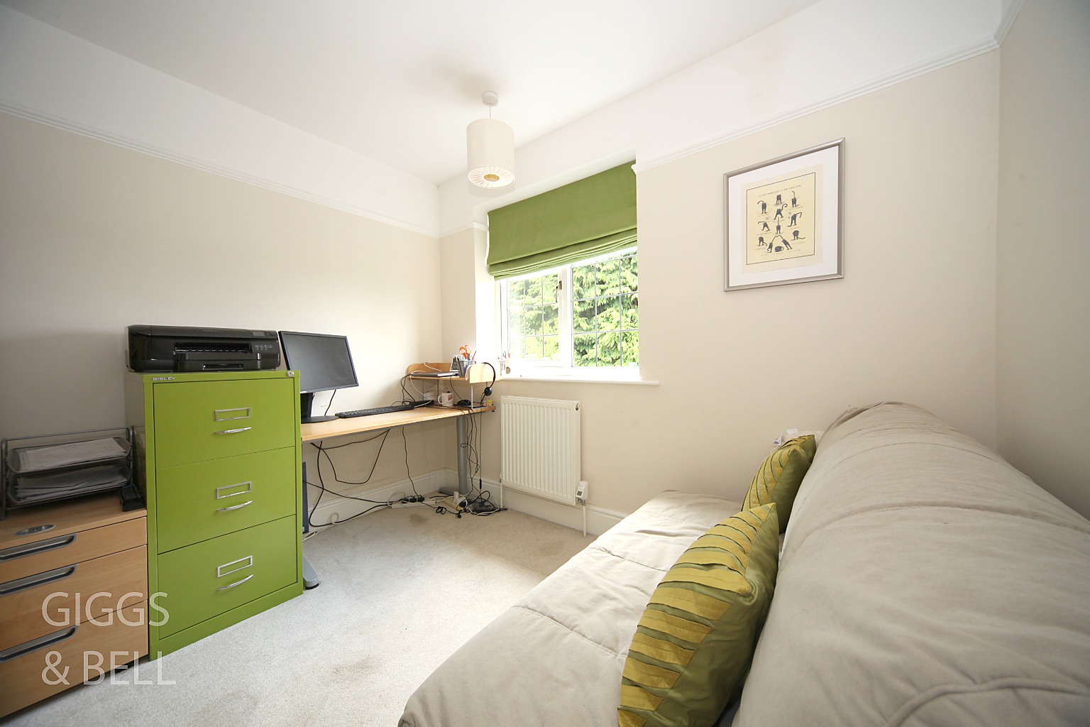 3 bed semi-detached house for sale in Knoll Rise, Luton  - Property Image 18