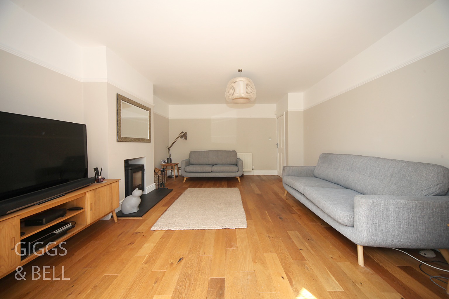 3 bed semi-detached house for sale in Knoll Rise, Luton 3