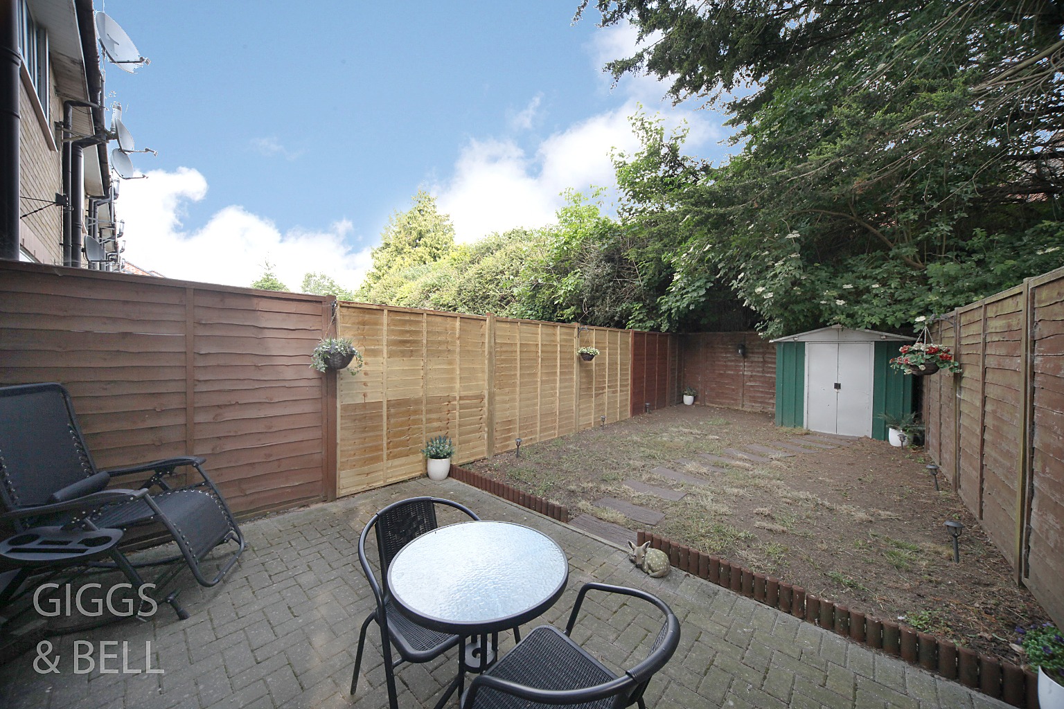 2 bed end of terrace house for sale in Fermor Crescent, Luton  - Property Image 21