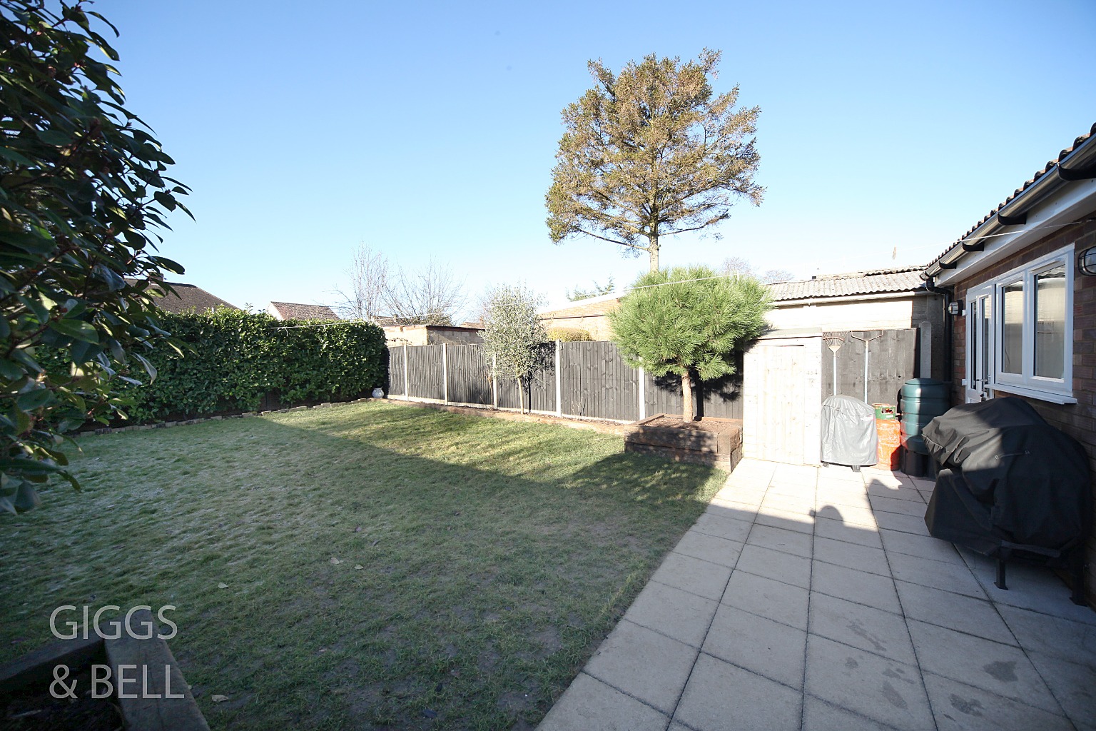 2 bed semi-detached house for sale in Rowelfield, Luton  - Property Image 13