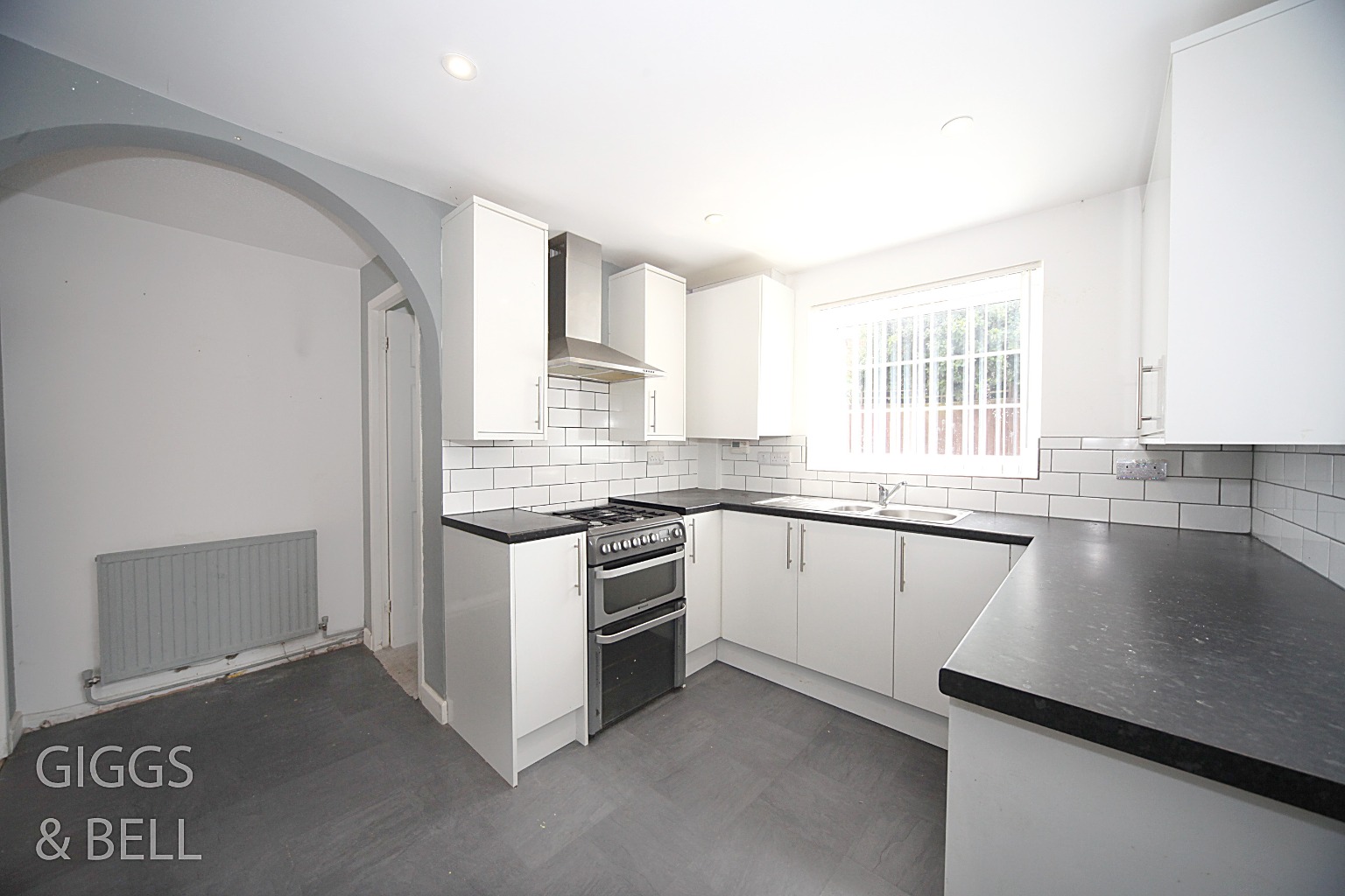 2 bed semi-detached house for sale in Felton Close, Luton  - Property Image 6