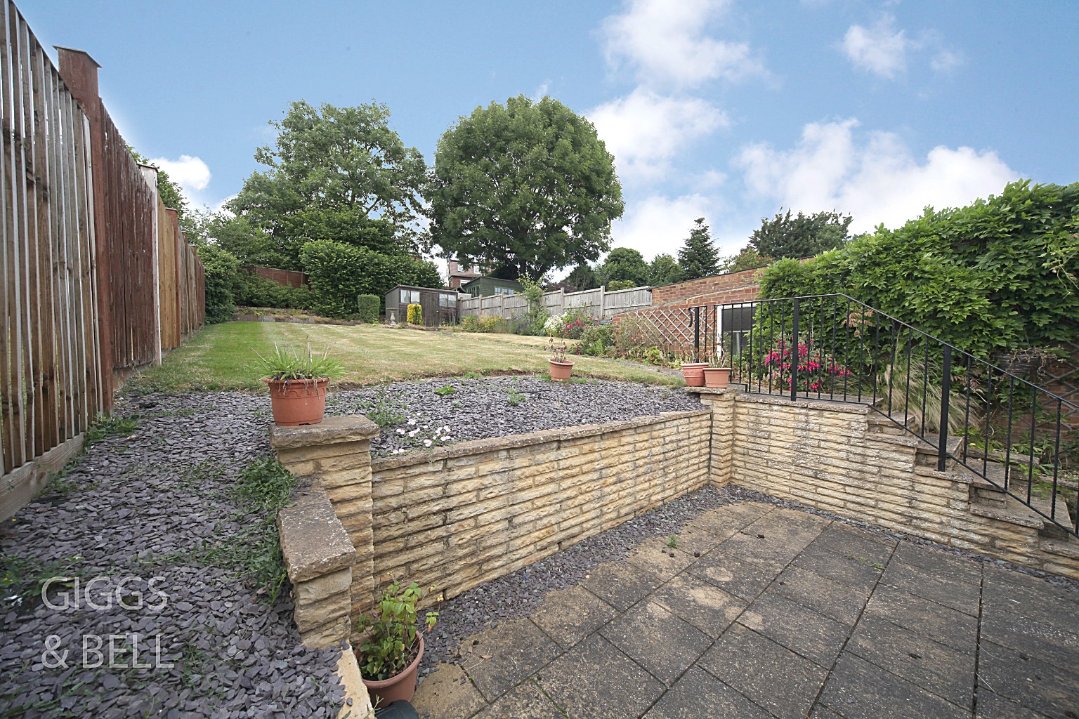 2 bed bungalow for sale in Deep Denes, Luton  - Property Image 17