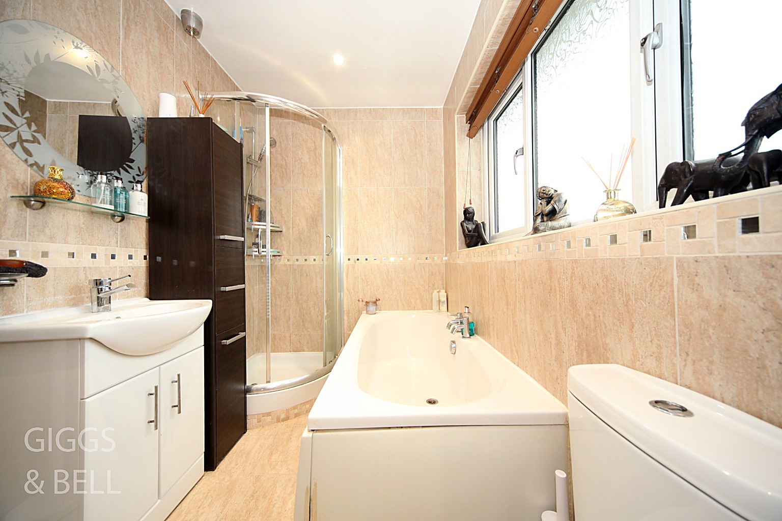 3 bed semi-detached house for sale in Brompton Close 14