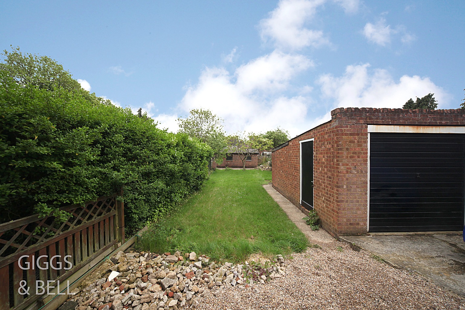 3 bed semi-detached house for sale in Durham Road, Luton 17