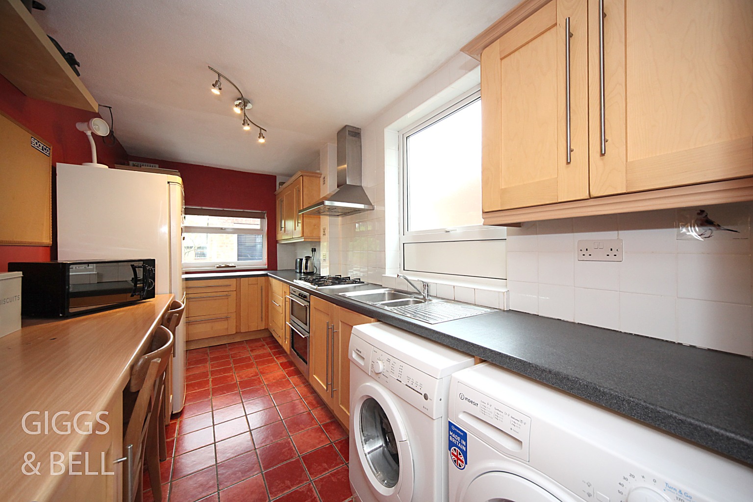 3 bed semi-detached house for sale in Durham Road, Luton 7