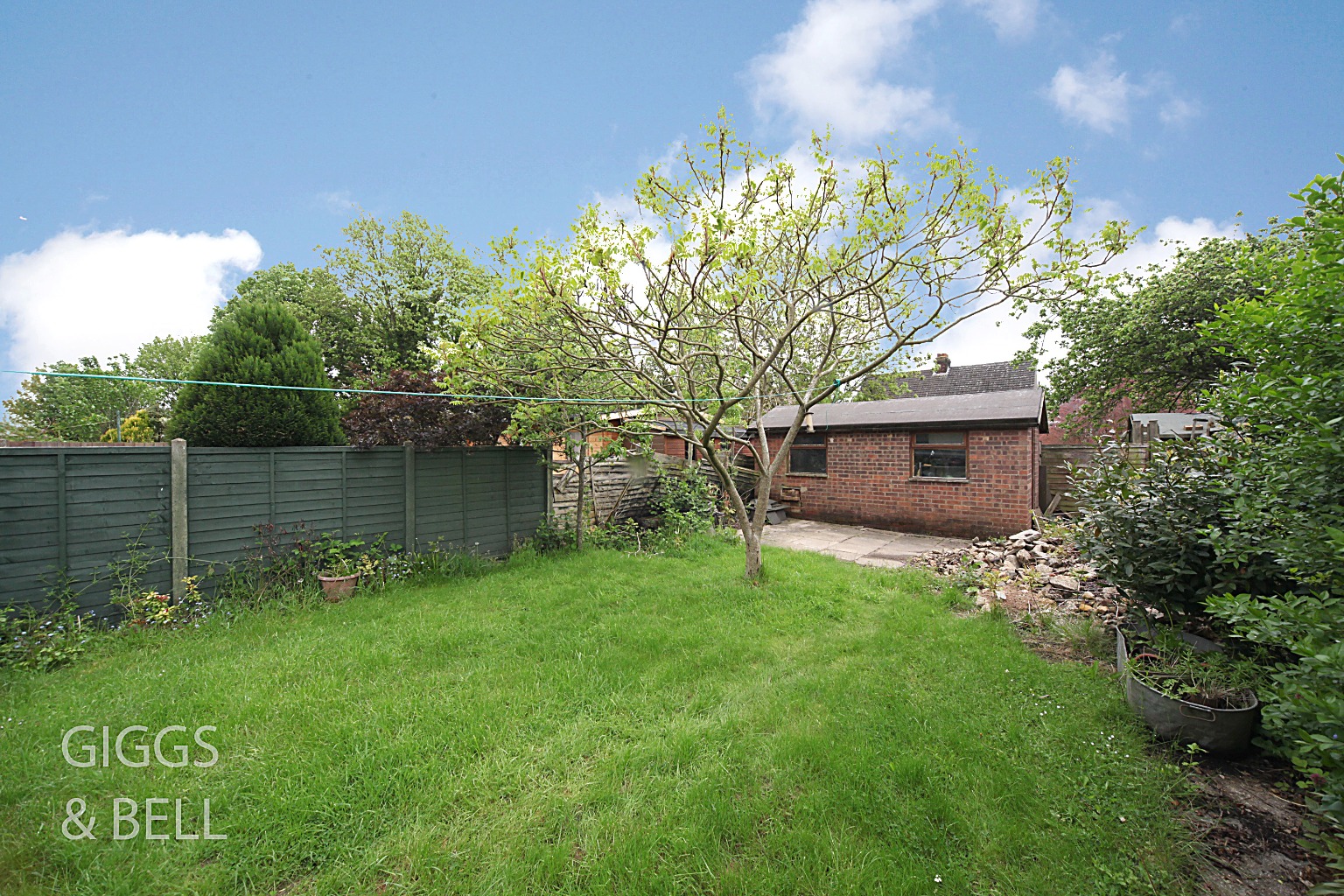 3 bed semi-detached house for sale in Durham Road, Luton 14