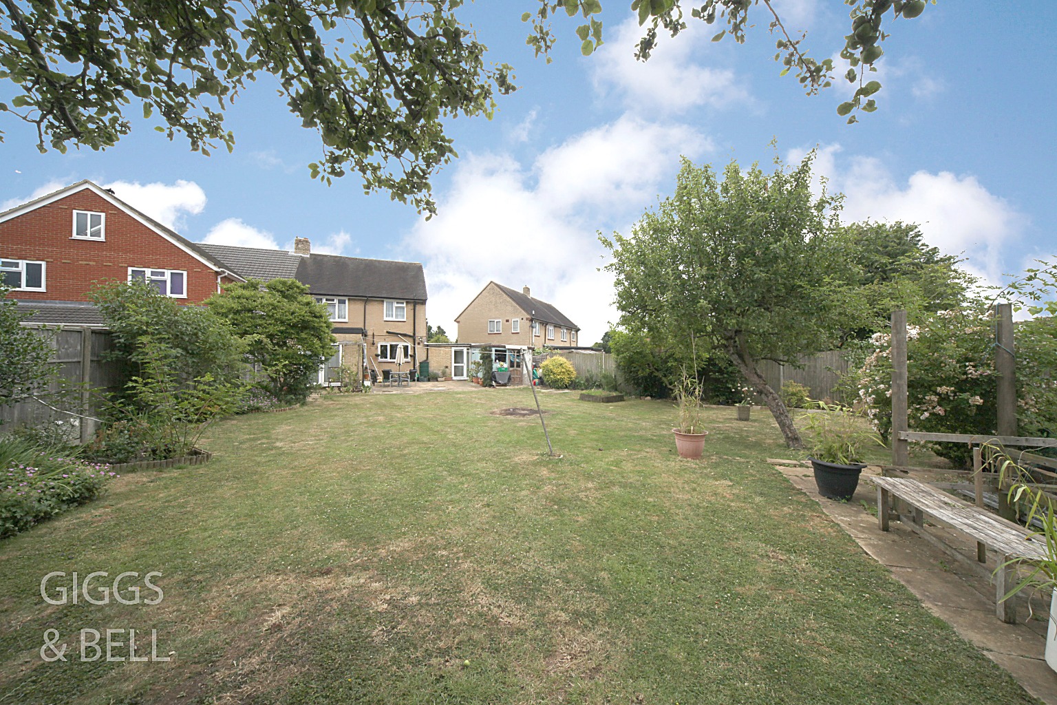 3 bed semi-detached house for sale in Hanswick Close, Luton 19