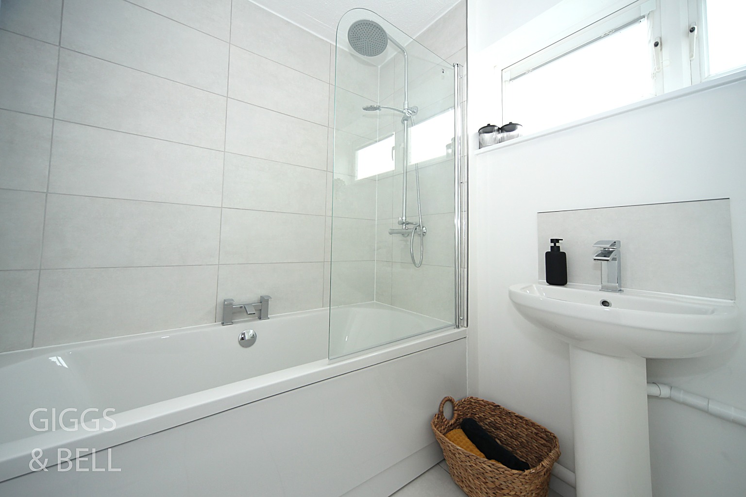 3 bed town house for sale in Butterworth Path, Luton  - Property Image 15