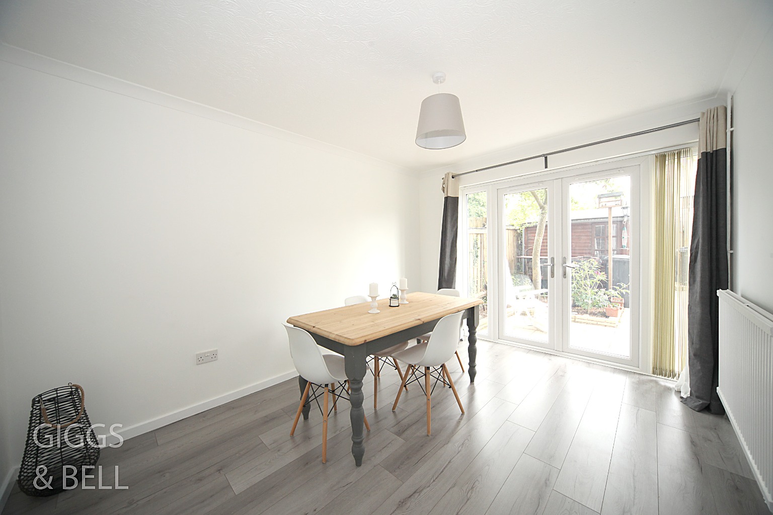 3 bed town house for sale in Butterworth Path, Luton 3
