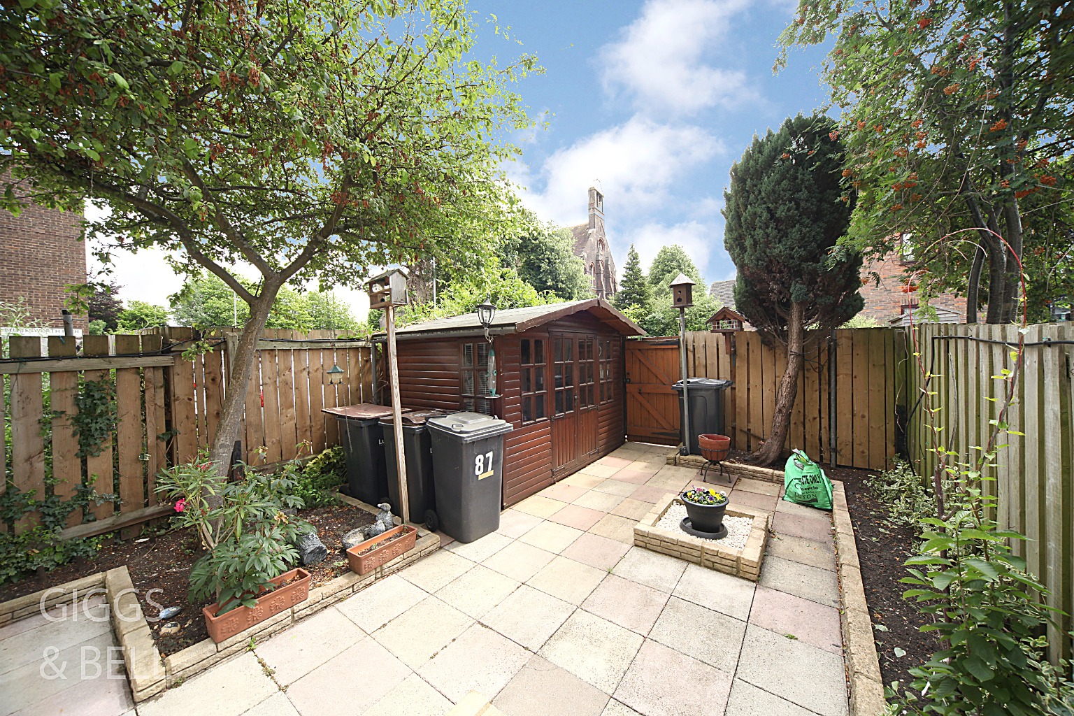 3 bed town house for sale in Butterworth Path, Luton 18