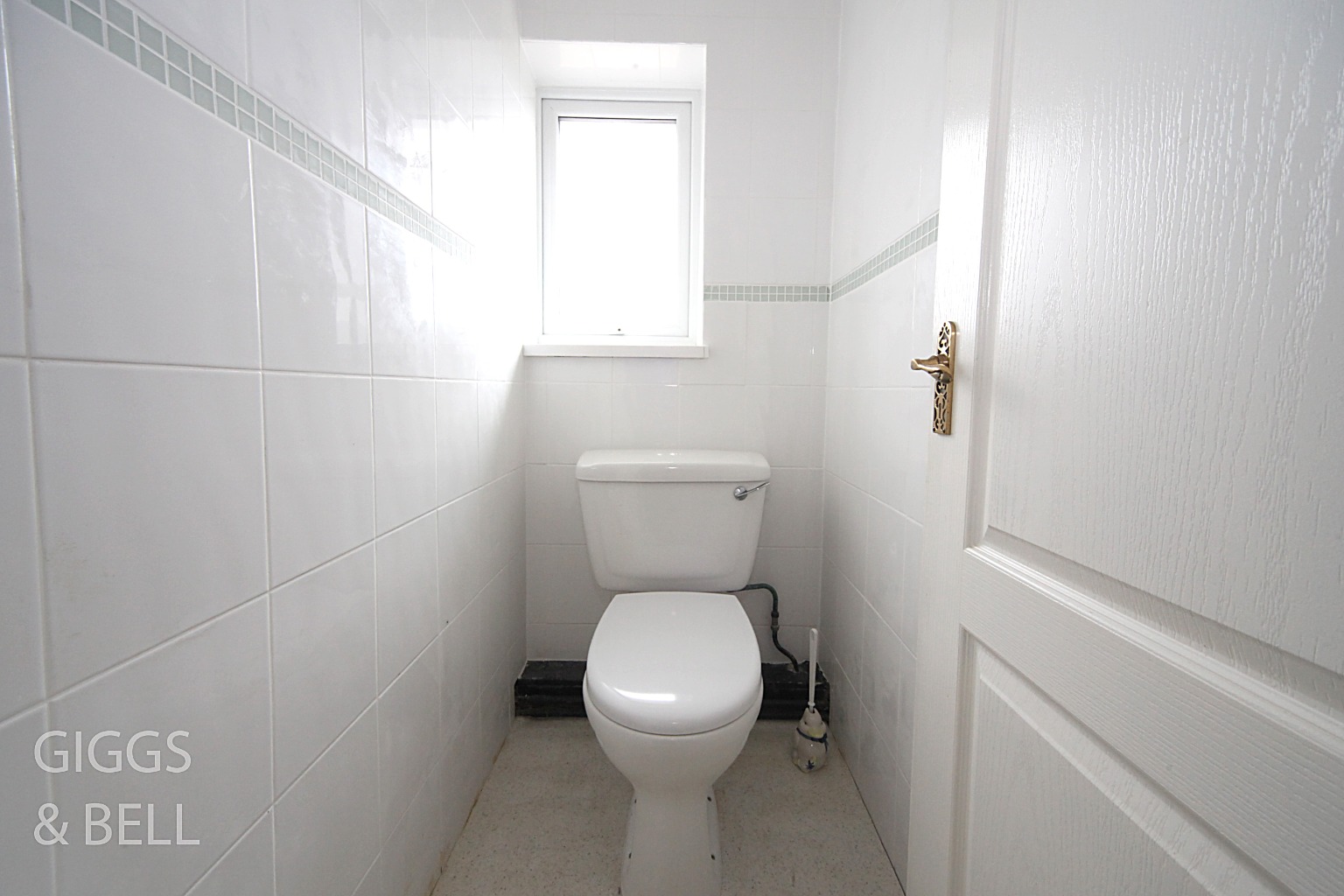 4 bed semi-detached house for sale in Curlew Road, Luton 17