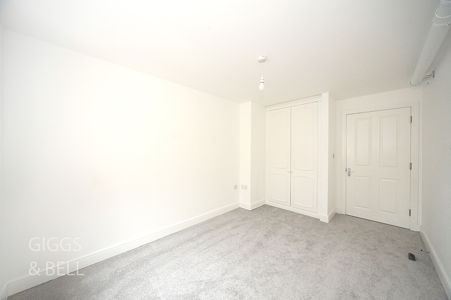 2 bed flat for sale in Primrose Close, Luton 7