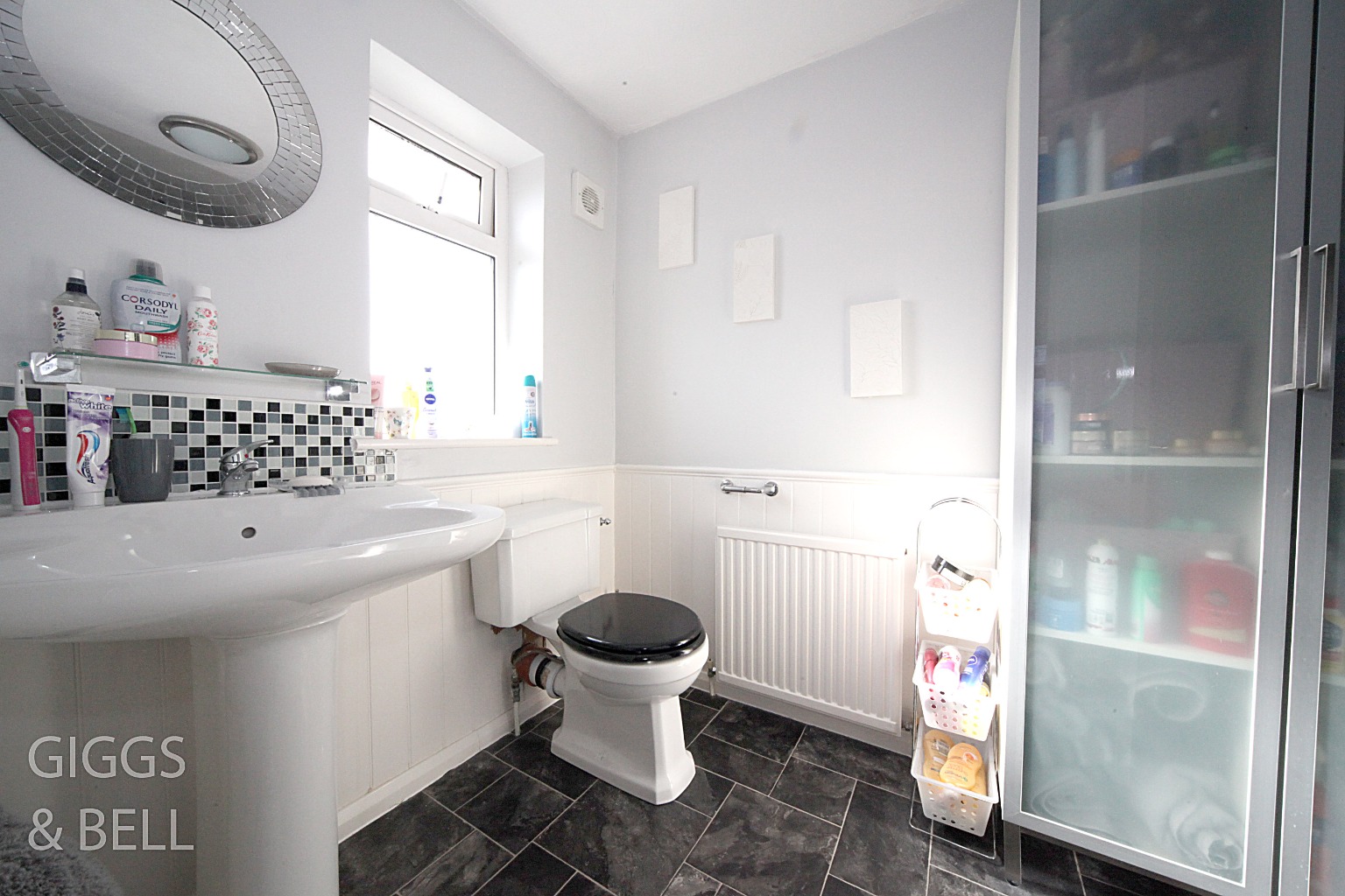 5 bed semi-detached house for sale in Eighth Avenue, Luton  - Property Image 13