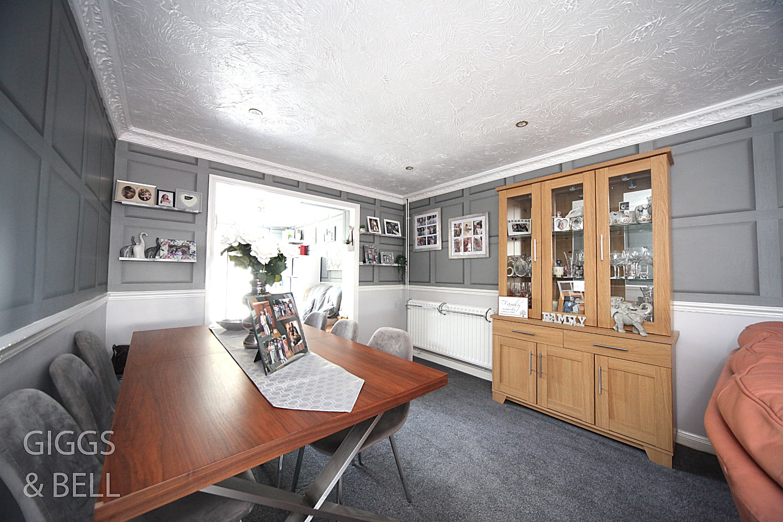 5 bed semi-detached house for sale in Eighth Avenue, Luton  - Property Image 5