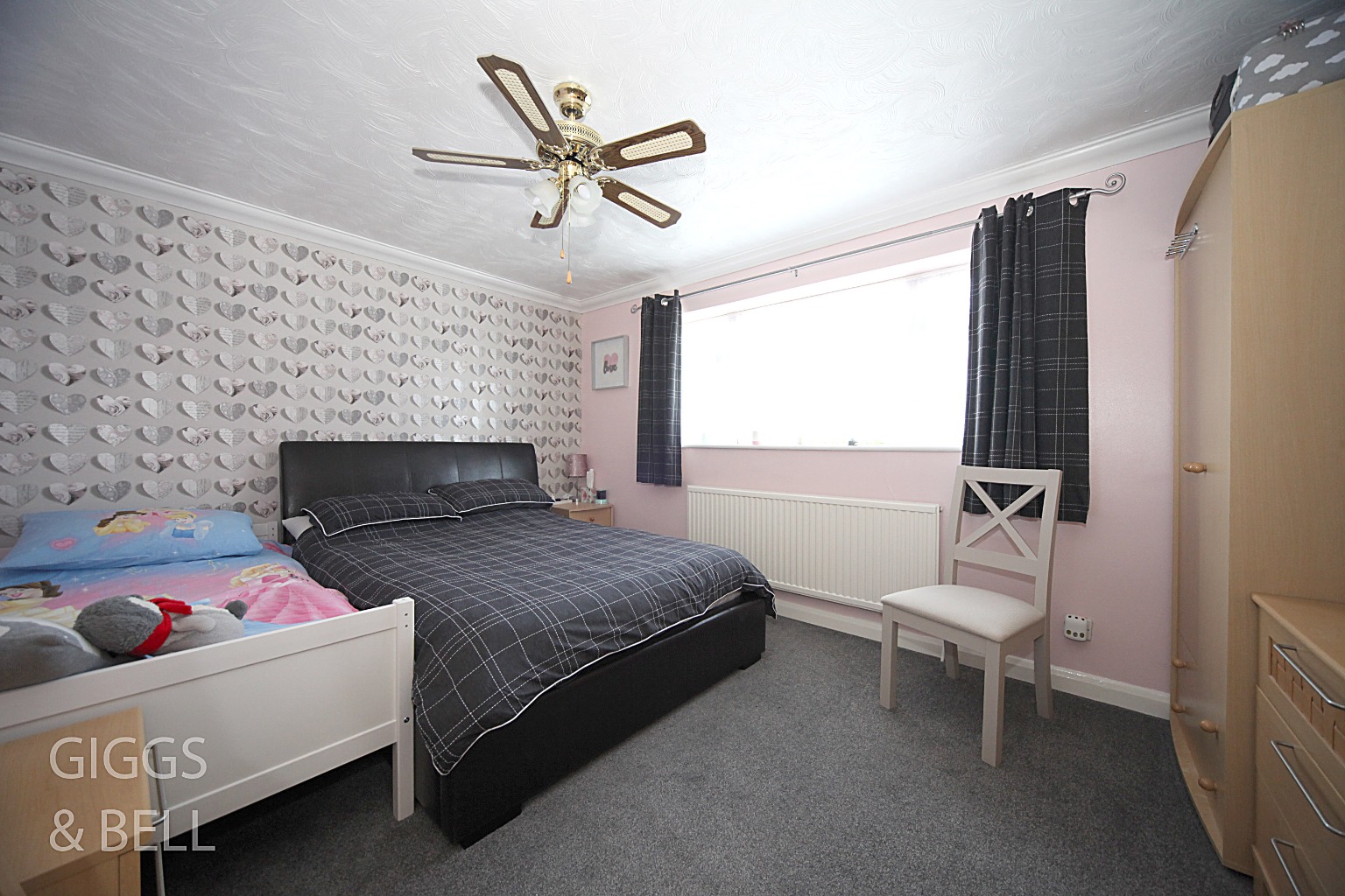 5 bed semi-detached house for sale in Eighth Avenue, Luton 14