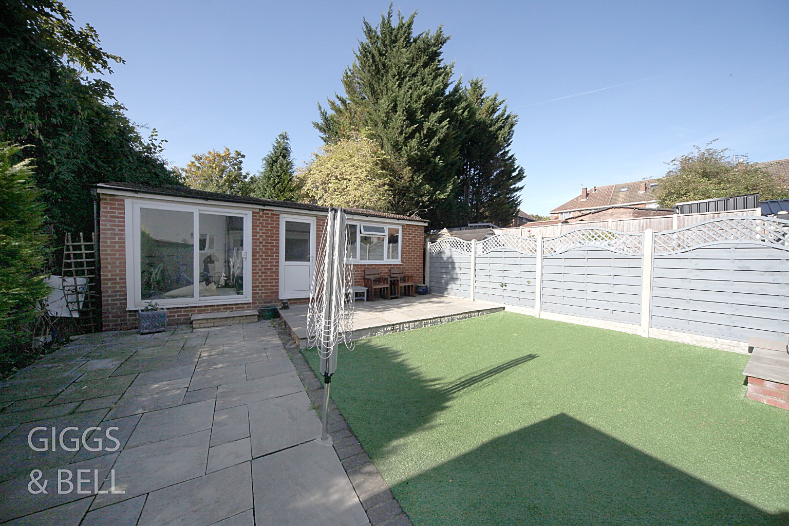 5 bed semi-detached house for sale in Eighth Avenue, Luton 23