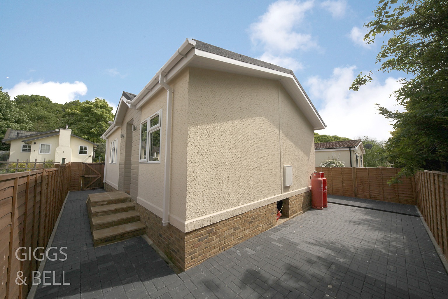 2 bed park home for sale in Bower Heath Lane, Harpenden  - Property Image 19