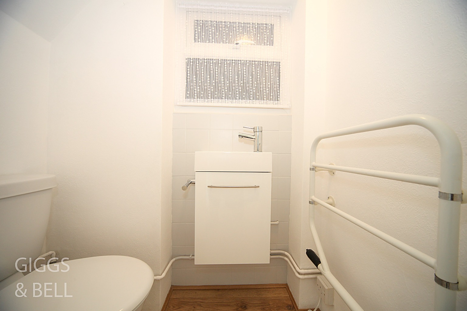 3 bed semi-detached house for sale in West Hill Road, Luton  - Property Image 10