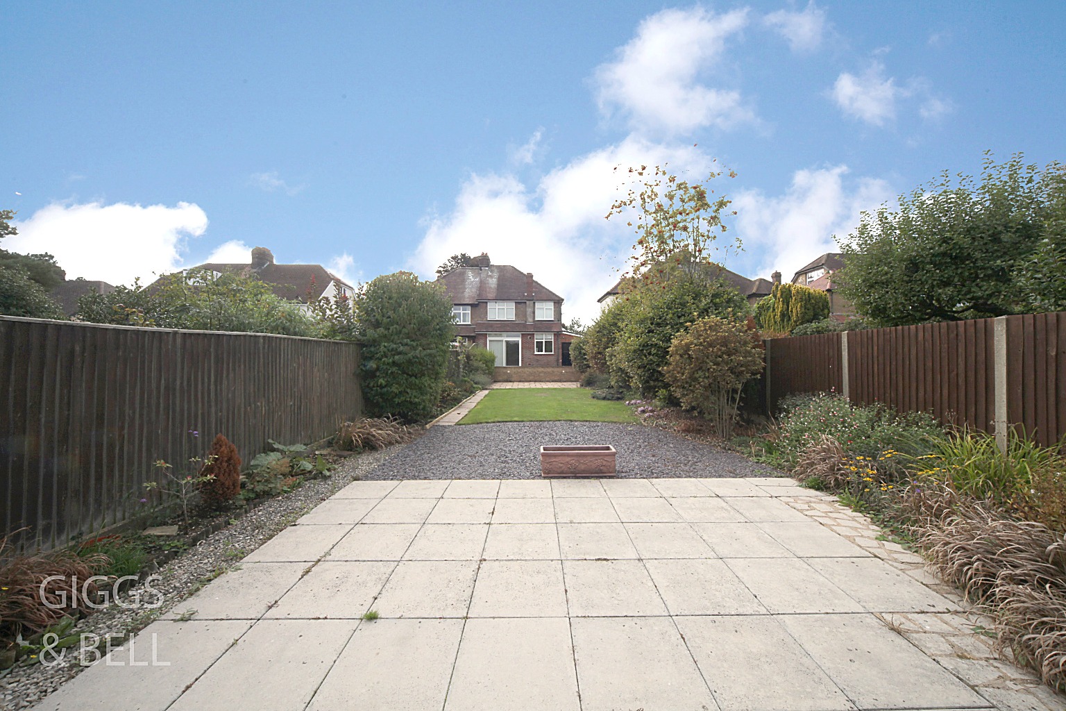 3 bed semi-detached house for sale in West Hill Road, Luton 19