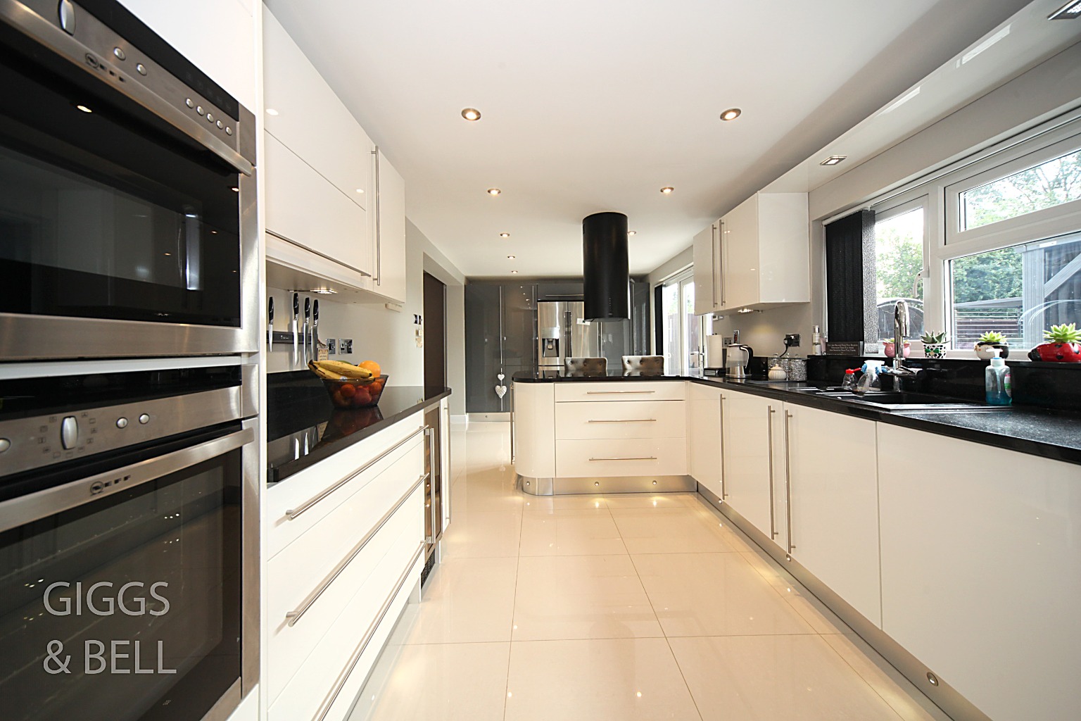 4 bed detached house for sale in Alton Road, Luton  - Property Image 7