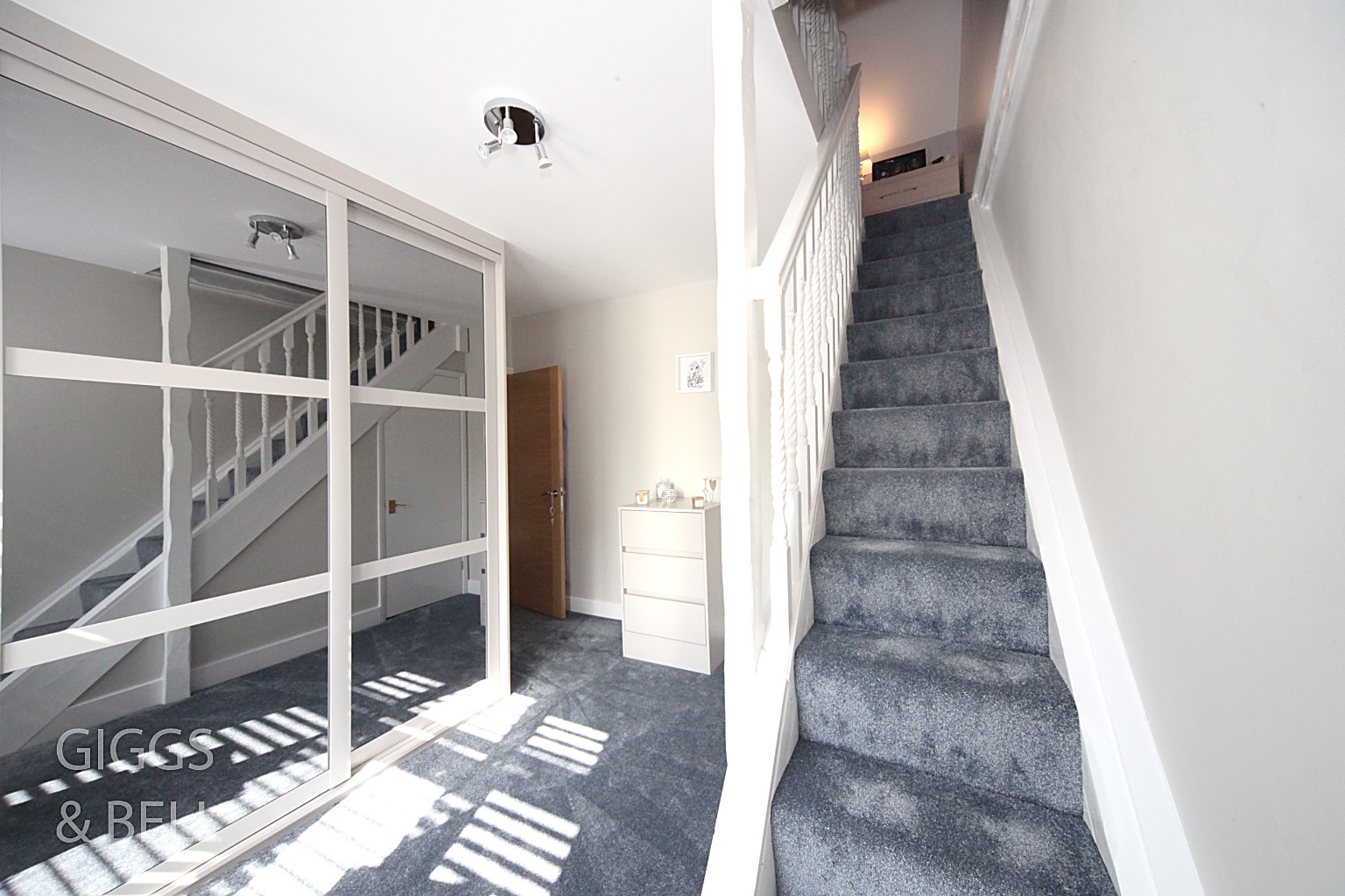 4 bed detached house for sale in Alton Road, Luton  - Property Image 16