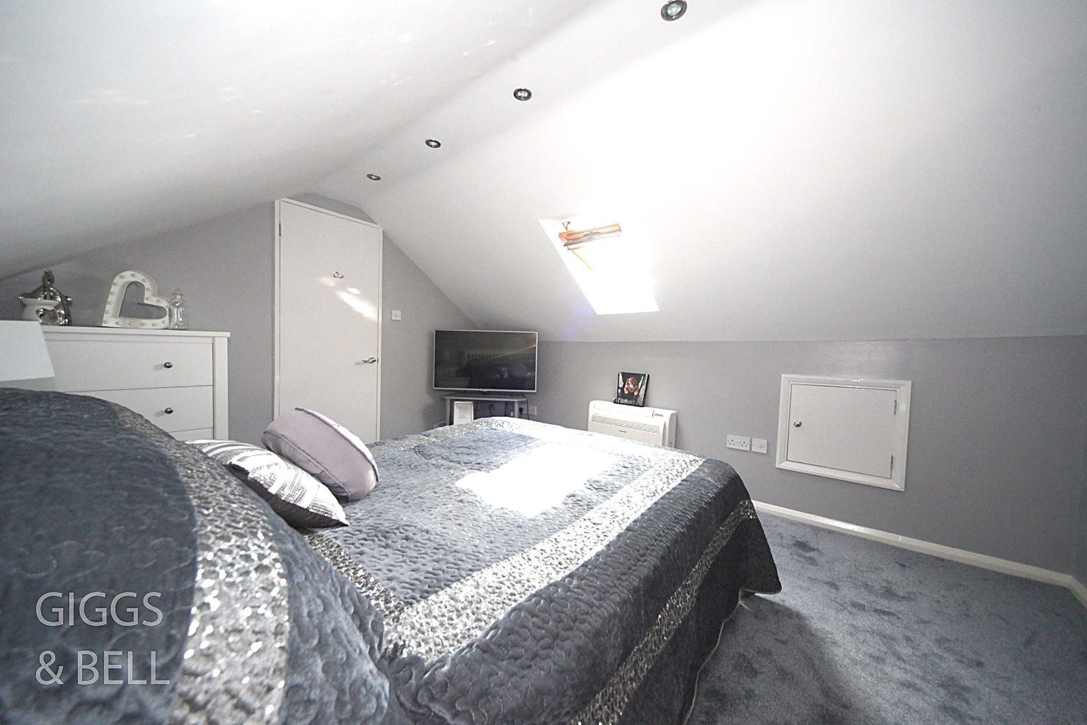 4 bed detached house for sale in Alton Road, Luton  - Property Image 15