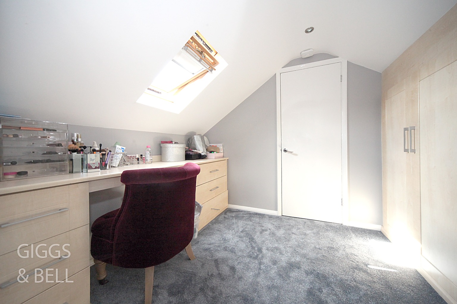 4 bed detached house for sale in Alton Road, Luton 17