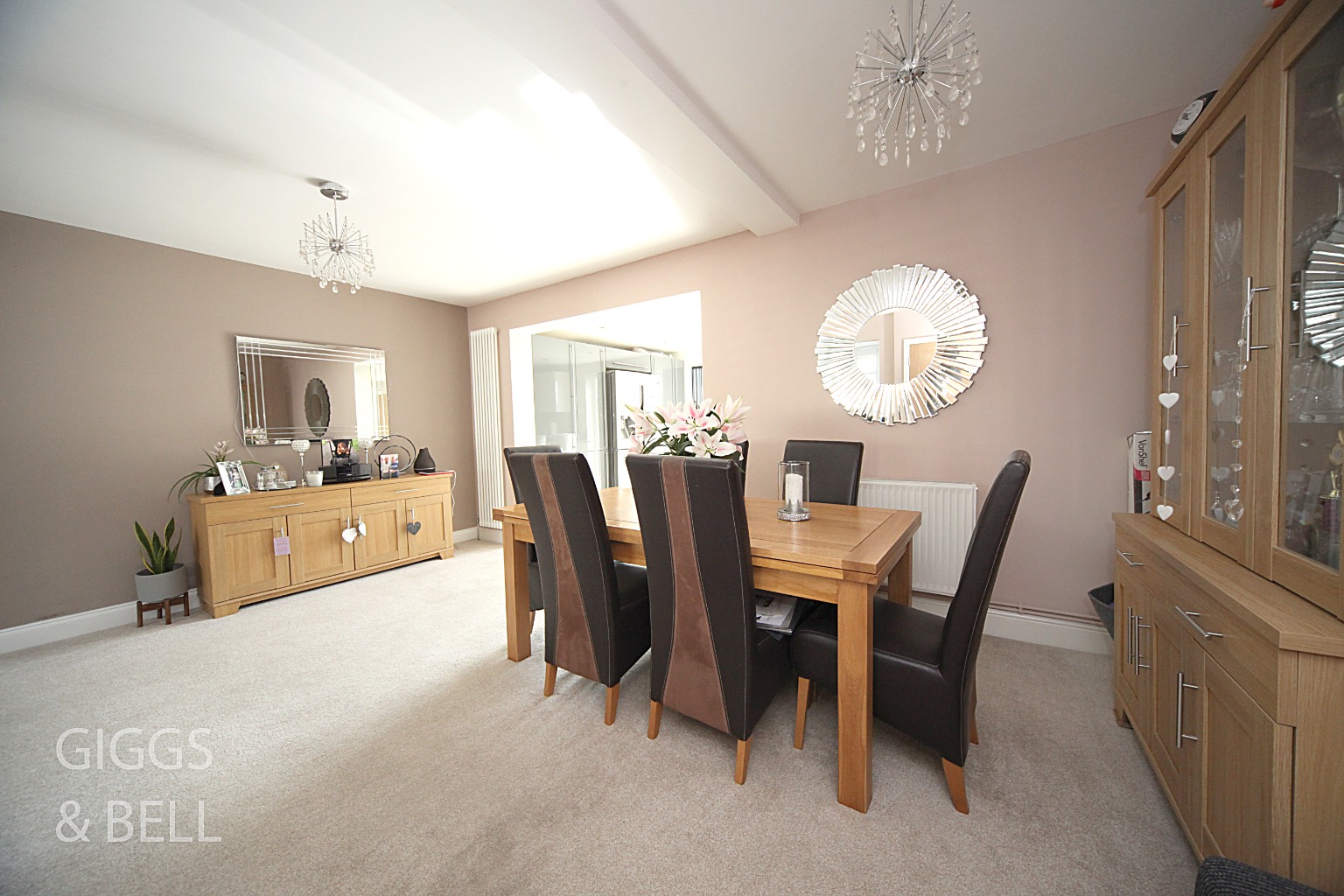 4 bed detached house for sale in Alton Road, Luton  - Property Image 3