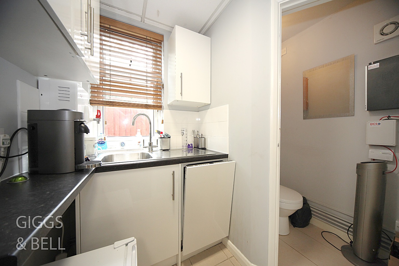 4 bed detached house for sale in Alton Road, Luton  - Property Image 31