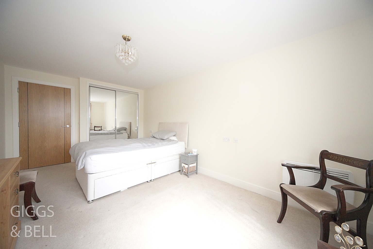 2 bed flat for sale in Cannon Lane, Luton 6
