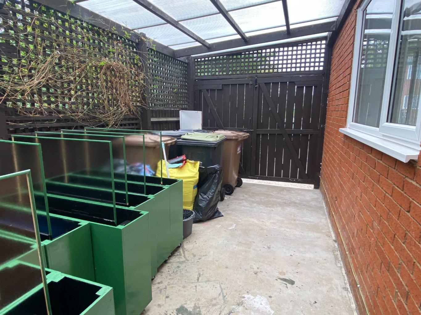 4 bed semi-detached house for sale in Sparrow Close, Luton 12