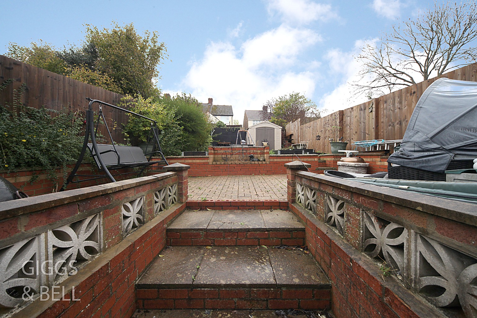 3 bed semi-detached house for sale in Colin Road, Luton 13