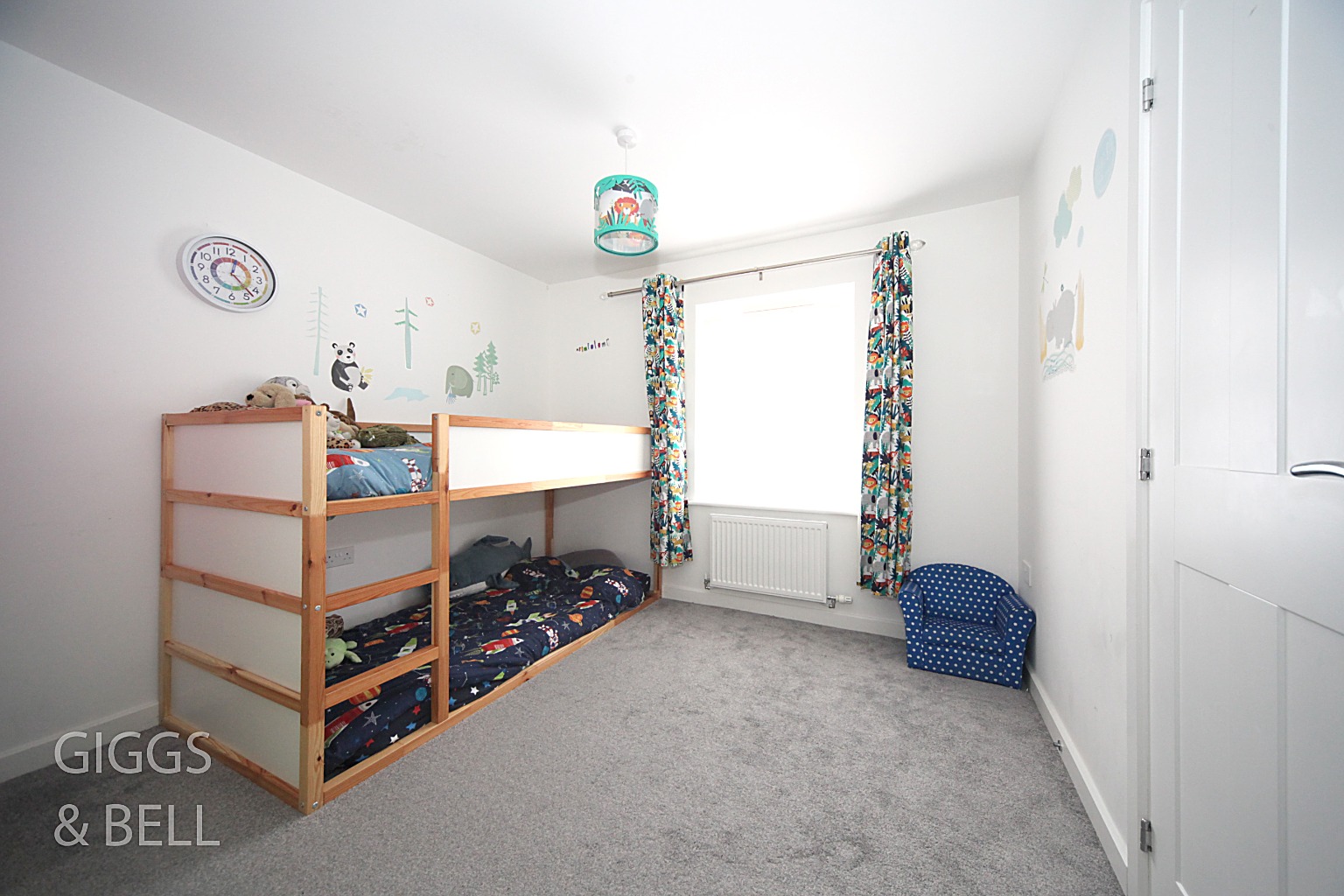 3 bed detached house for sale, Luton  - Property Image 9