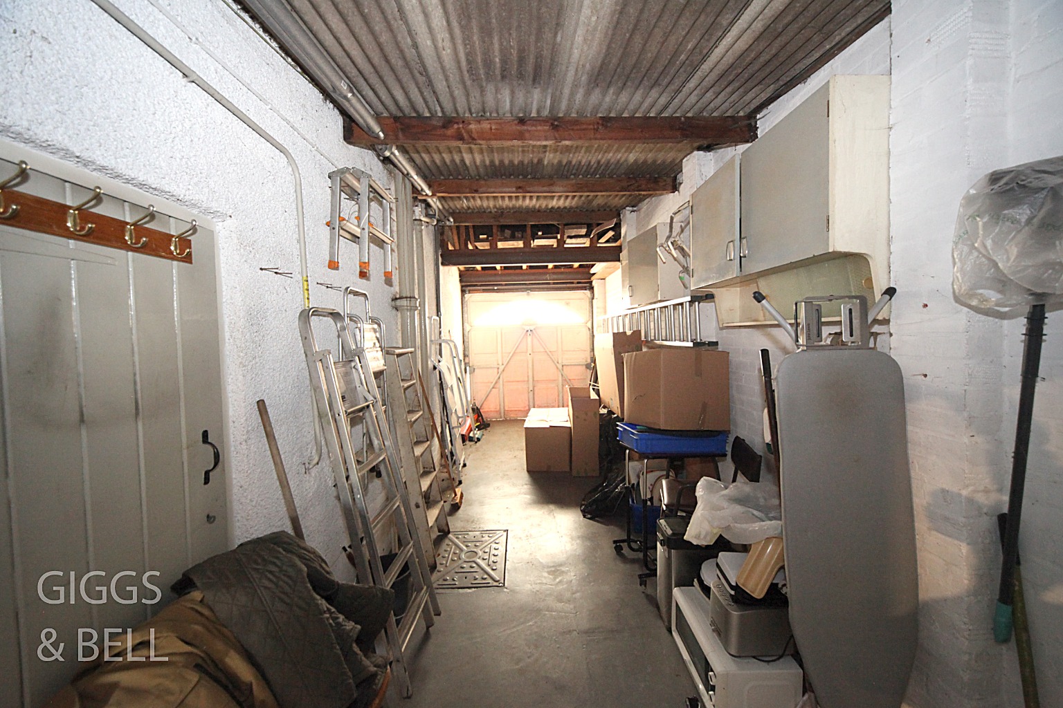 4 bed semi-detached house for sale in Bushmead Road, Luton  - Property Image 18