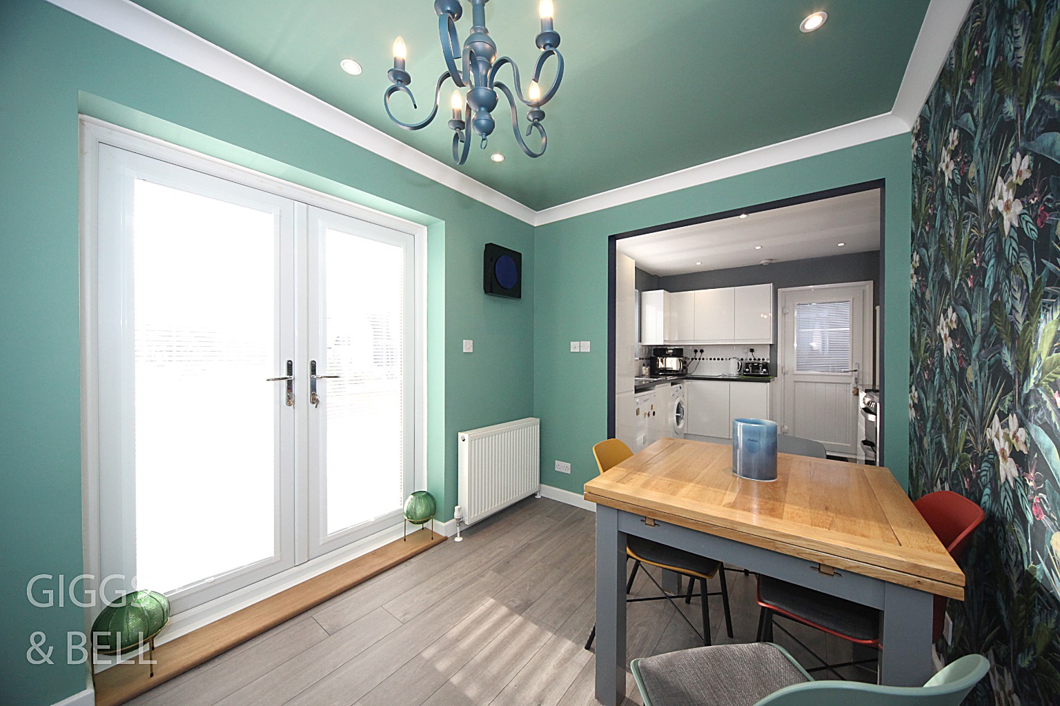 3 bed semi-detached house for sale in Exton Avenue, Luton  - Property Image 7