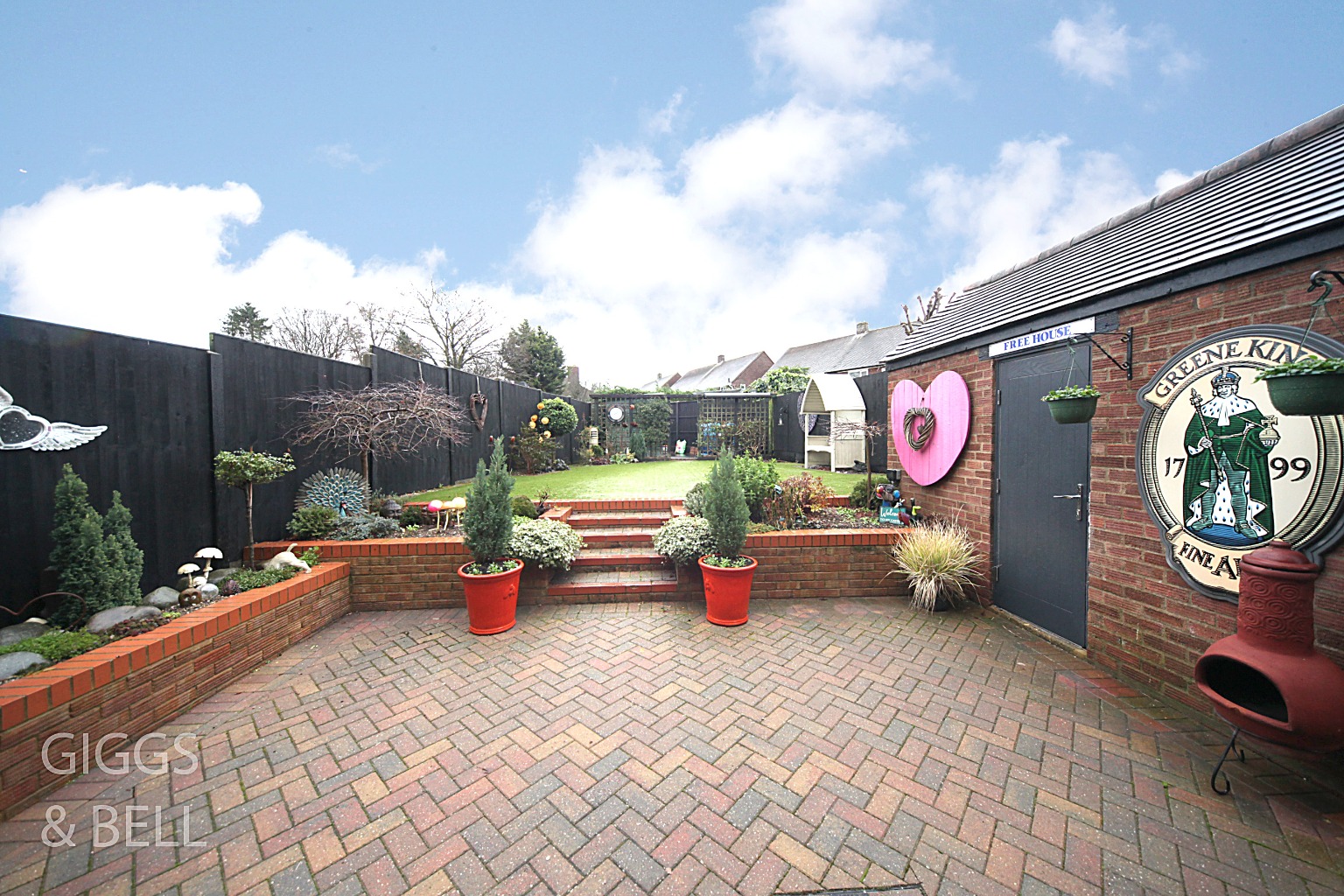 3 bed semi-detached house for sale in Exton Avenue, Luton 21