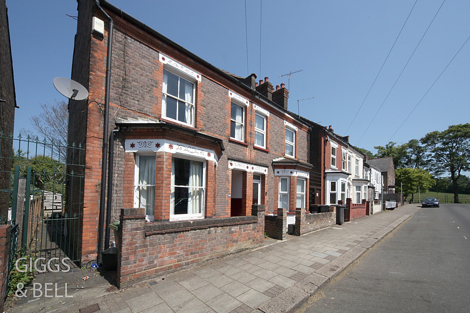 3 bed semi-detached house for sale in Reginald Street, Luton 1