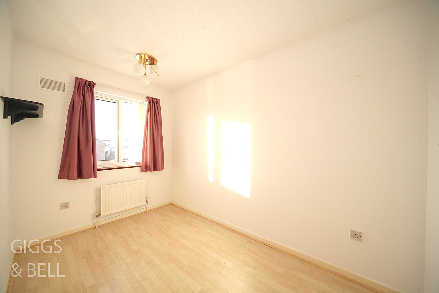 2 bed semi-detached house for sale in Linbridge Way, Luton 8