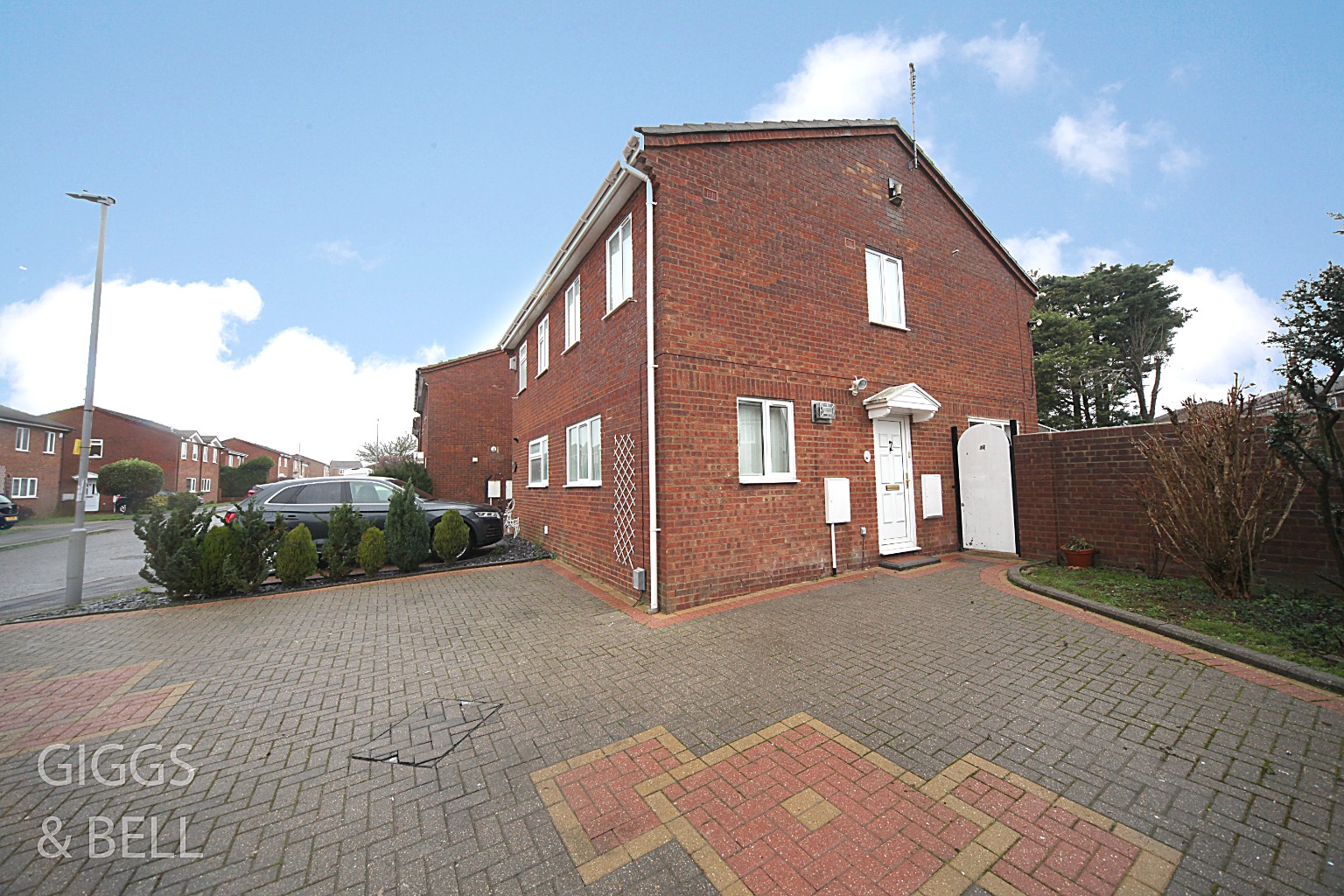 2 bed semi-detached house for sale in Linbridge Way, Luton  - Property Image 14