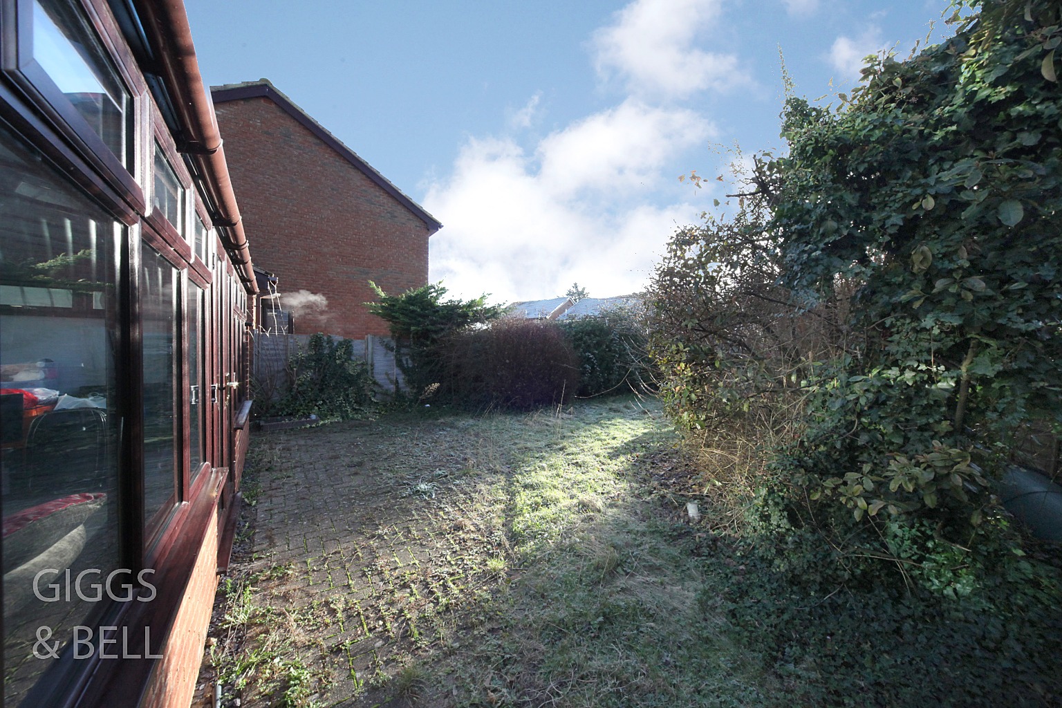 3 bed detached house for sale in Fernheath, Luton 15