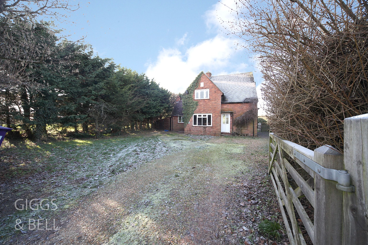 3 bed cottage for sale in West Street, Luton  - Property Image 15