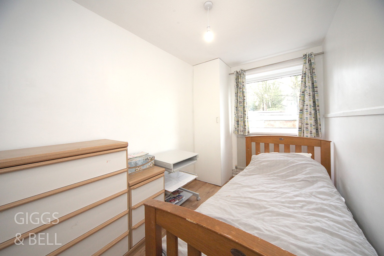 2 bed flat for sale in Richmond Hill, Luton 10
