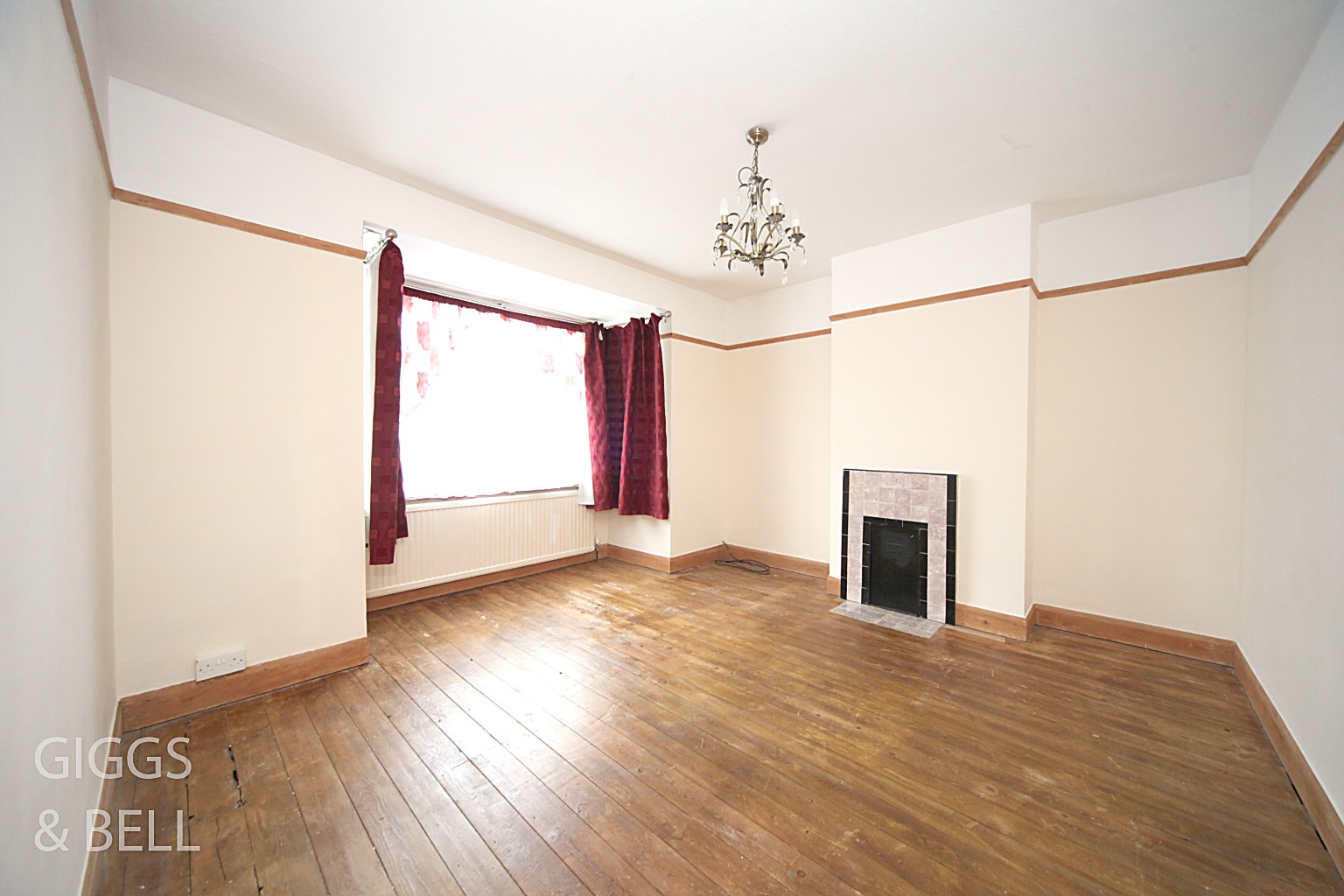 3 bed semi-detached house for sale in Rutland Crescent, Luton  - Property Image 6